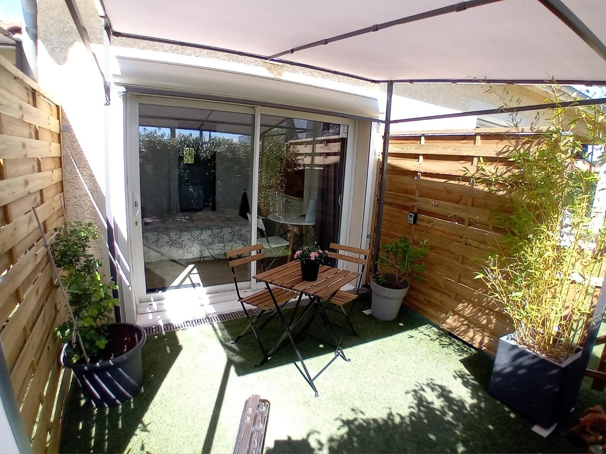 Appart'Hotel Le Clos Lassagne A Brignais - Lyon Sud Exterior photo